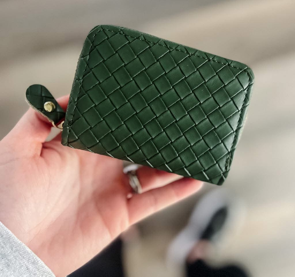 Weaved Card Holder