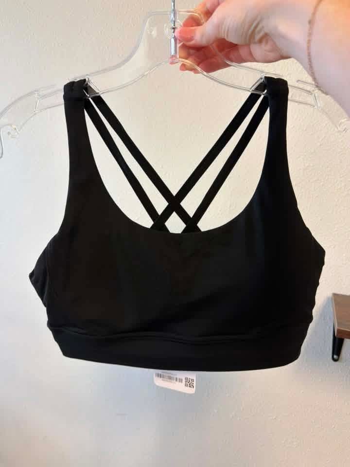 Lu-Alike Strappy Sports Bra