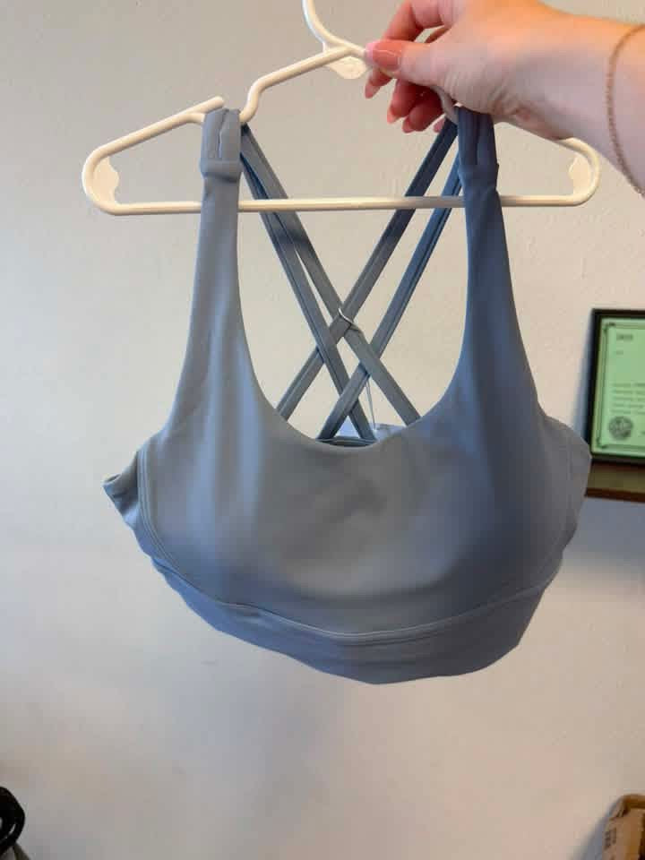 Lu-Alike Strappy Sports Bra