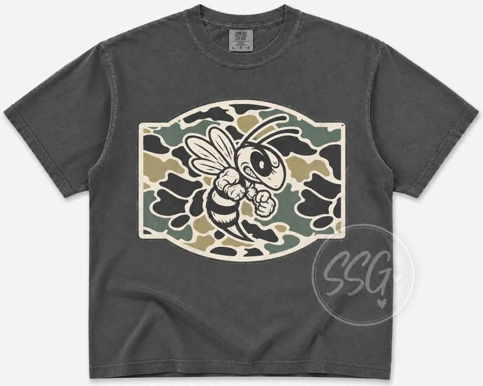 Camo Hornet T-Shirt | Pepper Comfort Colors
